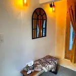 Castel De Daval فندق مبيت وإفطار سييرا