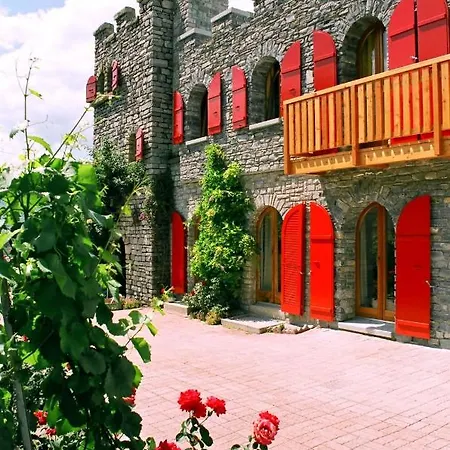 فندق مبيت وإفطار Castel De Daval سييرا