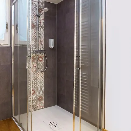 Castel De Daval סייר