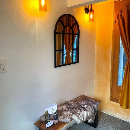Castel De Daval فندق مبيت وإفطار سييرا
