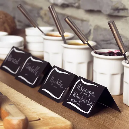 Castel De Daval Couette-café 4*