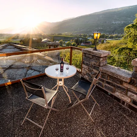 Castel De Daval Bed & Breakfast Sierre