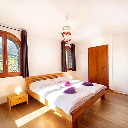 Castel De Daval Bed & Breakfast 4*