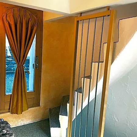 Castel De Daval 4*
