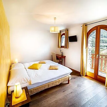 Bed & Breakfast Castel De Daval