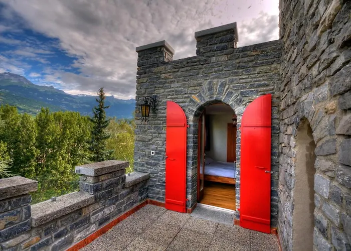 Castel De Daval Bed & Breakfast