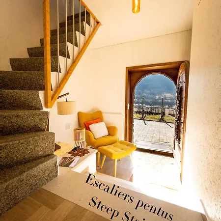 Castel De Daval Bed & Breakfast