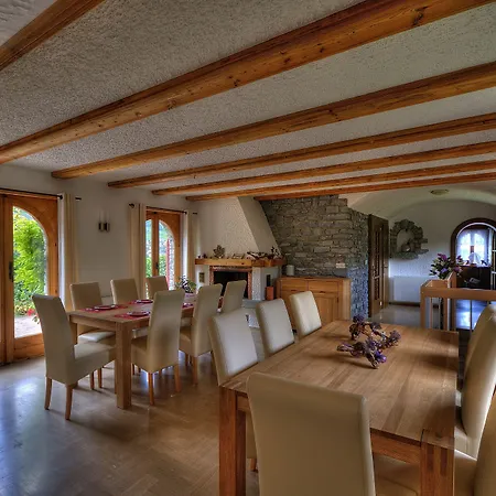 Bed & Breakfast Castel De Daval