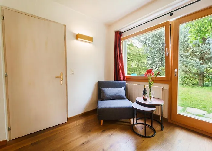 Castel De Daval Bed and Breakfast Σιέρε