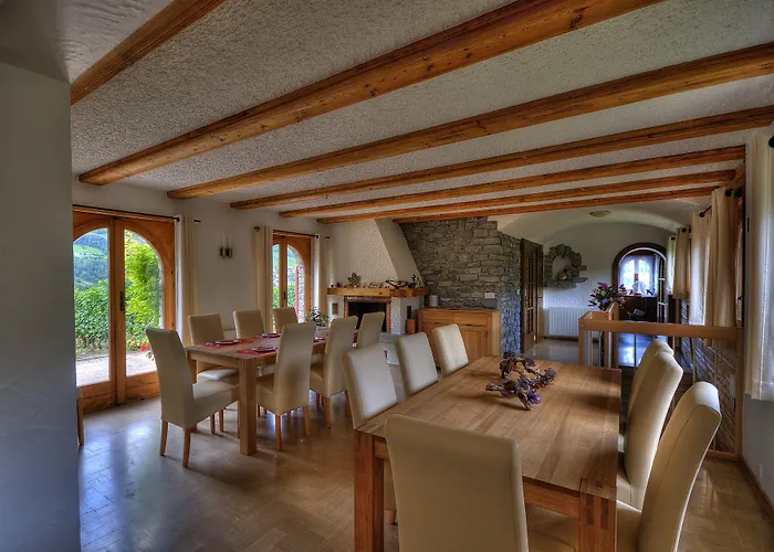 Bed and Breakfast Castel De Daval