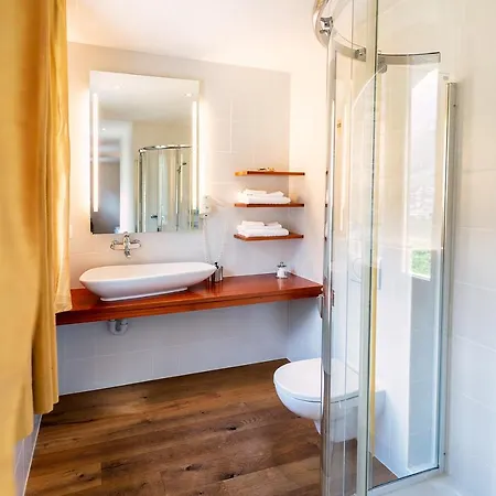 Castel De Daval B&B
