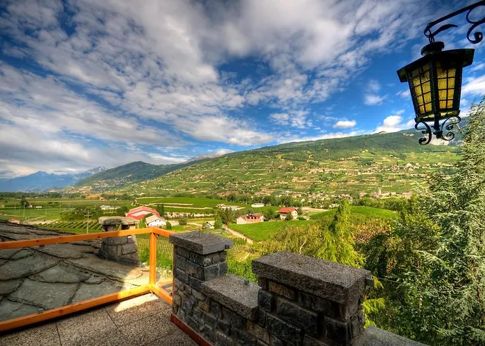 Castel De Daval Oda ve Kahvaltı Sierre