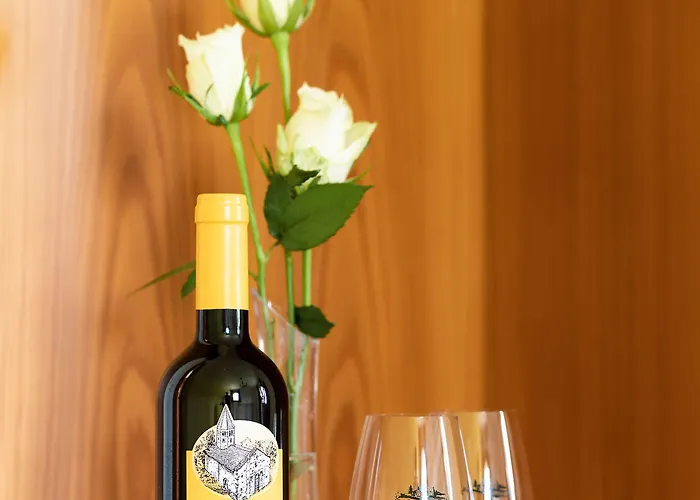 Oda ve Kahvaltı Castel De Daval 4*