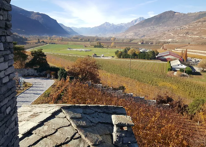 Oda ve Kahvaltı Castel De Daval Sierre